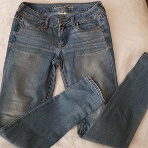 American Eagle AE skinny Jean's size 4